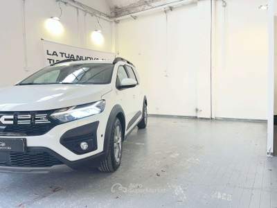 Dacia Jogger Jogger 1.0 tce Expression 110cv Bianco usata Carugate