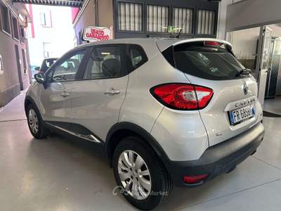Renault Captur Captur  1.5 dci Intense 90cv E6b Grigio usata MILANO