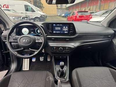 Hyundai Bayon 1.2 MPI MT XLine Nero usata Milano