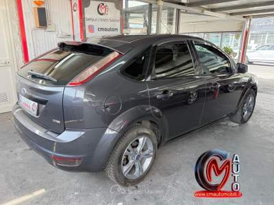 Ford Focus (90CV) 5p. Titanium Grigio usata Pozzuoli