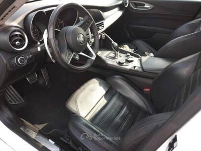 Alfa Romeo Giulia AT8 AWD Q4 Veloce MOTORE KO!!!!!! Bianco usata Ferrara