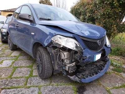 Lancia Ypsilon 85 CV 5 porte Metano Ecochic Blu/Azzurro usata Ferrara