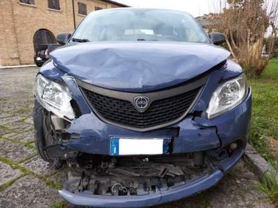 Lancia Ypsilon 85 CV 5 porte Metano Ecochic Blu/Azzurro usata Ferrara