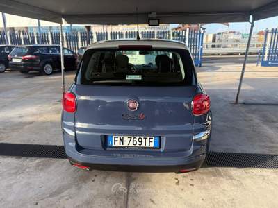 Fiat 500L 95 CV Business Blu/Azzurro usata Giugliano in Campania