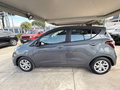 Hyundai i10 Style Grigio usata Giugliano in Campania