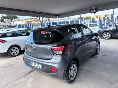 Hyundai i10 Style Grigio usata Giugliano in Campania