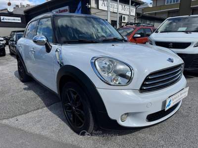 MINI Cooper D Countryman 2.0 Automatica FULL OPTIONAL Bianco usata Viareggio