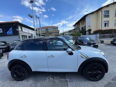 MINI Cooper D Countryman 2.0 Automatica FULL OPTIONAL Bianco usata Viareggio