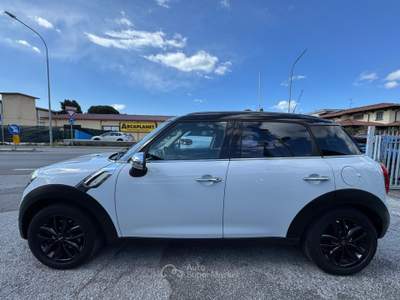 MINI Cooper D Countryman 2.0 Automatica FULL OPTIONAL Bianco usata Viareggio