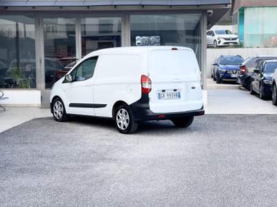 Ford Transit Courier Diesel 75CV E6 Neo - 2016 Bianco usata Roma