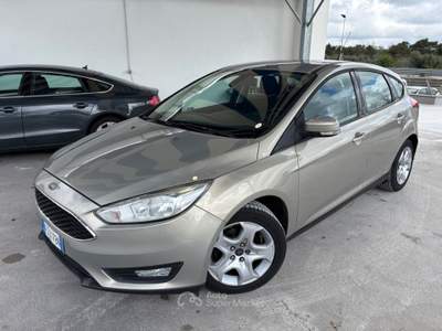 Ford Focus Start&Stop Plus Oro usata ALTAMURA