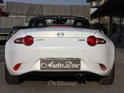 Mazda MX-5 130CV 6 Marce – Pelle, Navi, PDC Pronta da Immatricolare Bianco usata Villongo