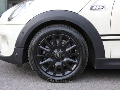 MINI Cooper Steptronic Cabrio 1.5 136CV Pelle Navi PDC Bianco usata Villongo