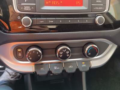 Kia Rio 5p.S&S High Tech Nero usata Corato