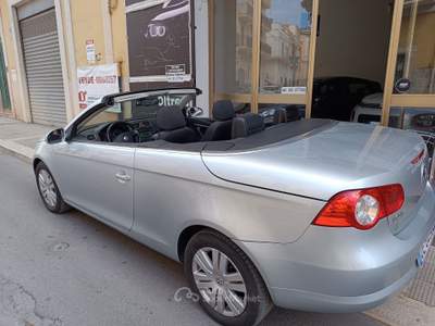 Volkswagen Eos COUPÉ CABRIO Grigio usata Corato