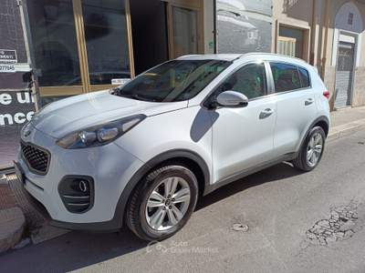 Kia Sportage 2WD COOL NAVI CAMERA Bianco usata Corato