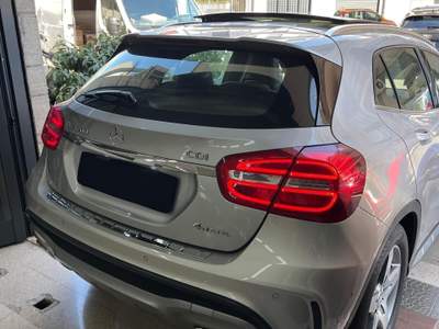 Mercedes-Benz GLA CDI Automatic 4Matic Premium Argento usata Bitonto