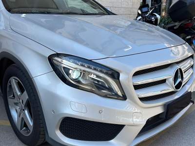 Mercedes-Benz GLA CDI Automatic 4Matic Premium Argento usata Bitonto