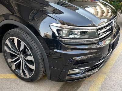 Volkswagen Tiguan 2.0 Bi-TDI 240cv DSG 4motion R-Line Nero usata Bitonto