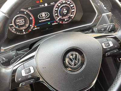 Volkswagen Tiguan 2.0 Bi-TDI 240cv DSG 4motion R-Line Nero usata Bitonto
