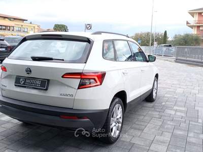 Skoda Karoq Karoq  1.5 tsi Style dsg Bianco usata Pescantina