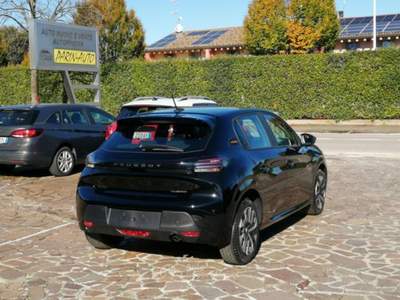 Peugeot 208 Hybrid 110 CV e-DCS6 Style Bianco usata VEDELAGO