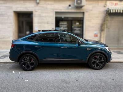 Renault Arkana Hybrid E-Tech 145 CV R.S.Line Fast Track Blu/Azzurro usata Bari