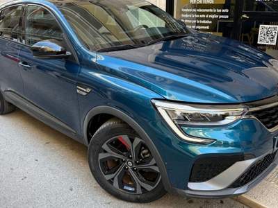 Renault Arkana Hybrid E-Tech 145 CV R.S.Line Fast Track Blu/Azzurro usata Bari