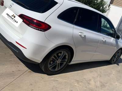 Mercedes-Benz Classe B Mercedes Classe B 180 d Automatic Business Extra Bianco usata Bari