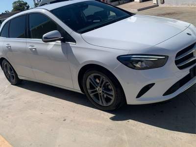 Mercedes-Benz Classe B Mercedes Classe B 180 d Automatic Business Extra Bianco usata Bari
