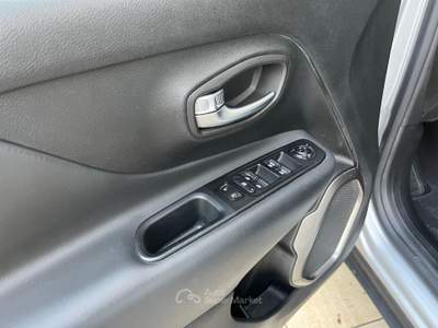 Jeep Renegade Limited -GE211LS- Argento usata Gravina in Puglia
