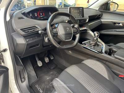 Peugeot 3008 Active Pack -catena maggiorata- Bianco usata Gravina in Puglia
