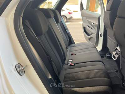 Peugeot 3008 Active Pack -catena maggiorata- Bianco usata Gravina in Puglia