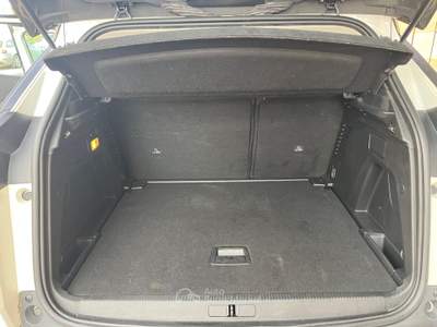 Peugeot 3008 Active Pack -catena maggiorata- Bianco usata Gravina in Puglia