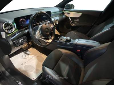 Mercedes-Benz CLA 200 d Automatic Premium Grigio usata Napoli