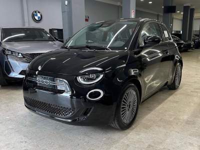 Fiat 500 Berlina Hybrid Torino Nero usata San Giuseppe Vesuviano