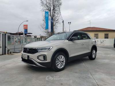 Volkswagen T-Roc 1.0 tsi Life 110cv -IQ Drive Pack-Tech Pack-Led Grigio usata Francavilla al Mare