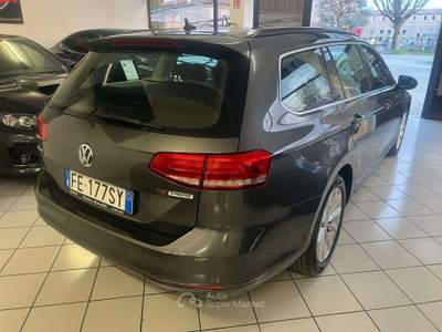 Volkswagen Passat Passat VIII Variant 1.6 tdi Business 120CV UNICOPR Grigio usata Caravaggio