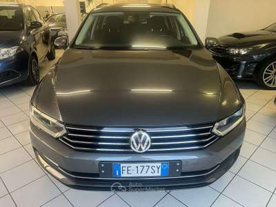 Volkswagen Passat Passat VIII Variant 1.6 tdi Business 120CV UNICOPR Grigio usata Caravaggio