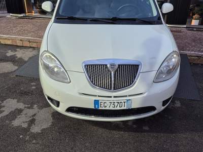 Lancia Ypsilon 75 CV DIVA Bianco usata Marano di Napoli