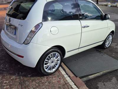 Lancia Ypsilon 75 CV DIVA Bianco usata Marano di Napoli