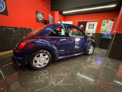 Volkswagen New Beetle  Blu/Azzurro usata Giugliano in Campania
