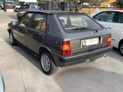 Lancia Delta Delta 1.6 turbo HF Grigio usata Gioia Sannitica