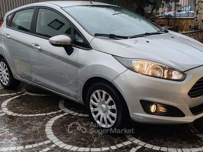 Ford Fiesta DISTRIBUZIONE E TAGLIANDO FATTO Grigio usata Maddaloni