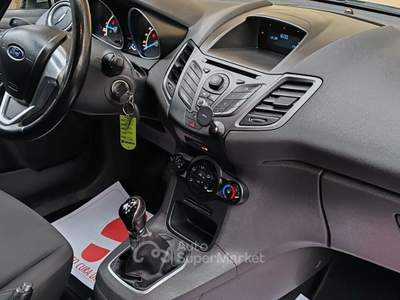Ford Fiesta DISTRIBUZIONE E TAGLIANDO FATTO Grigio usata Maddaloni