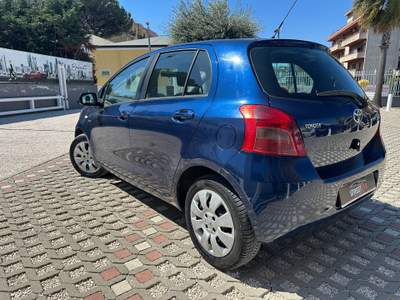 Toyota Yaris 5 porte Sol Blu/Azzurro usata Sant'Anastasia