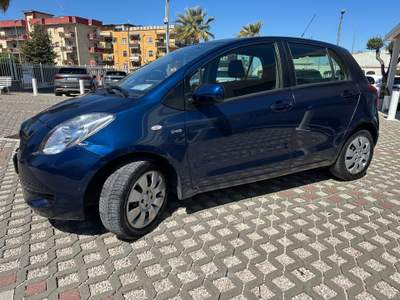 Toyota Yaris 5 porte Sol Blu/Azzurro usata Sant'Anastasia