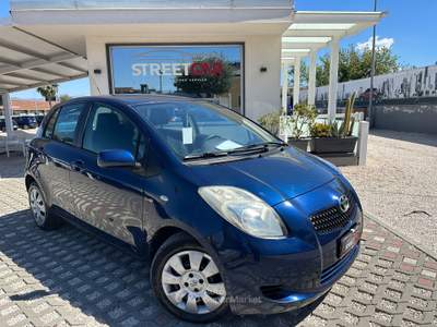 Toyota Yaris 5 porte Sol Blu/Azzurro usata Sant'Anastasia