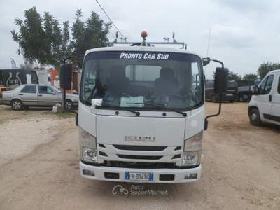 Isuzu NPR/NKR M21 compattatore Bianco usata San Michele Salentino