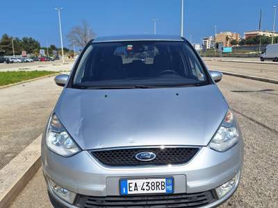 Ford Galaxy 140CV Titanium - 2010 Grigio usata Barletta